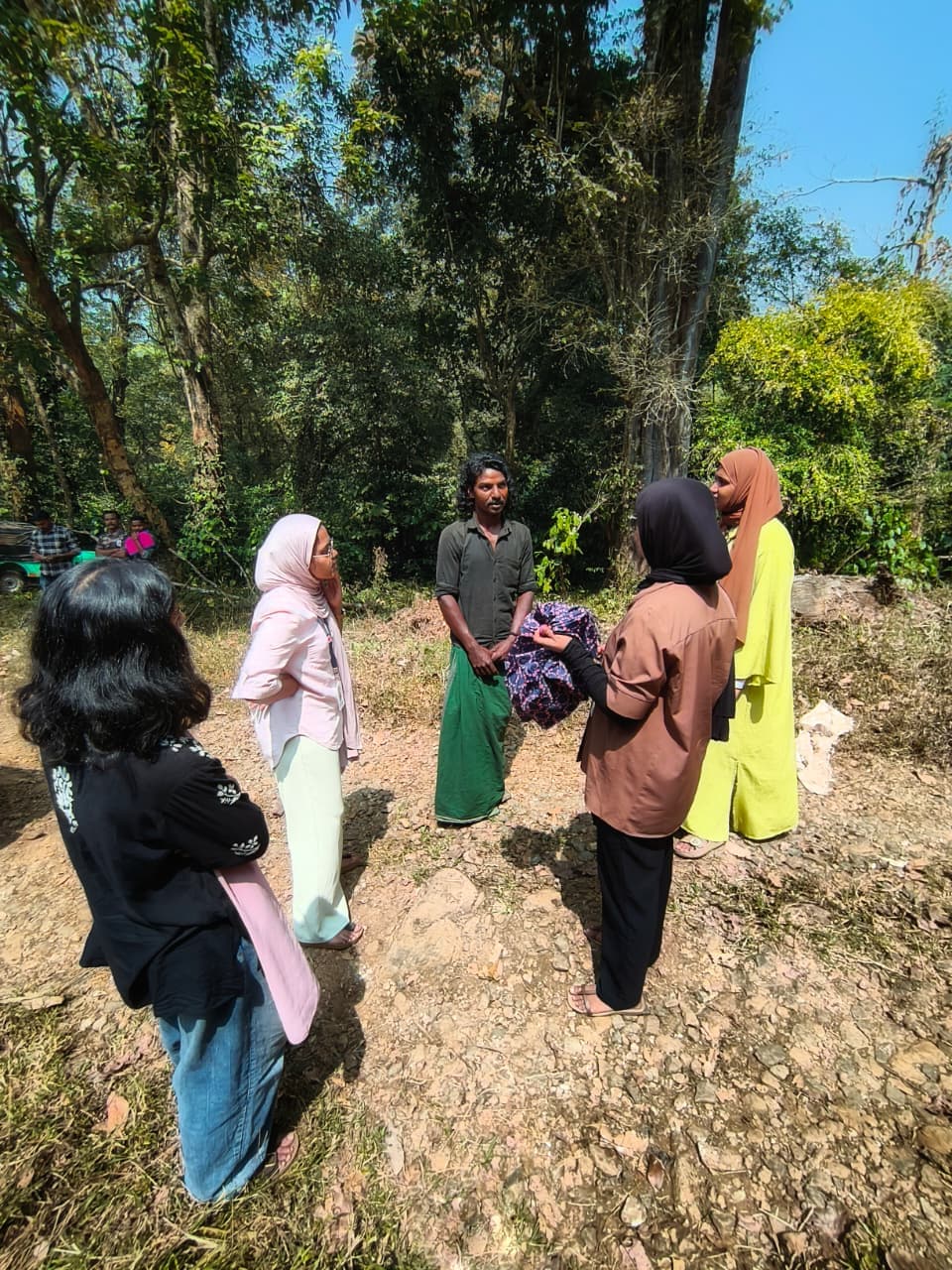 DCIP Interns Meet Thanthapperu Actor Maneesh